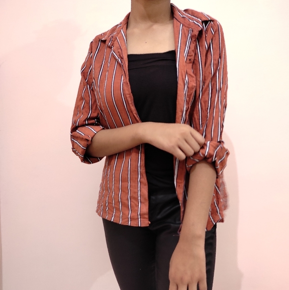 Tops - 💜💜💜Cotton shirt